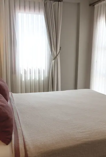 Annex Corner Suite with Tavuk Island View